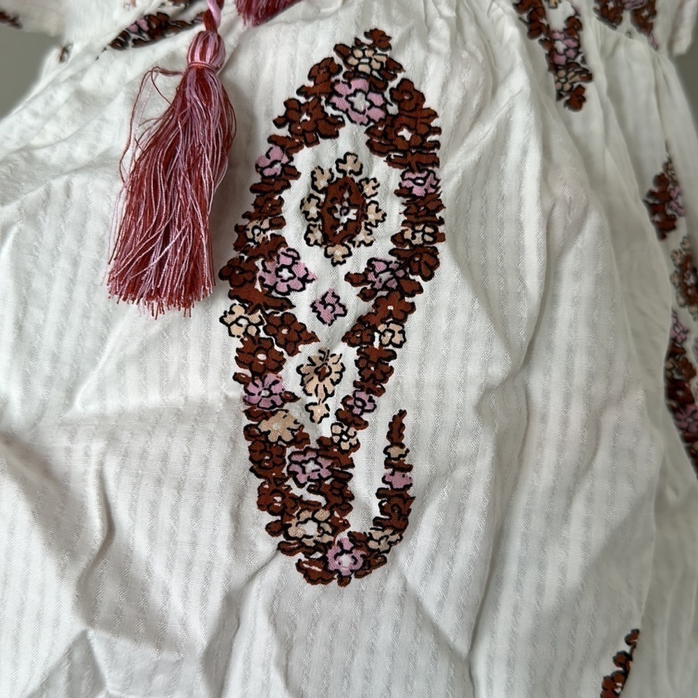 Knox Rose Women's Flutter Short Sleeve Top White Paisley - Picture 3 of 5